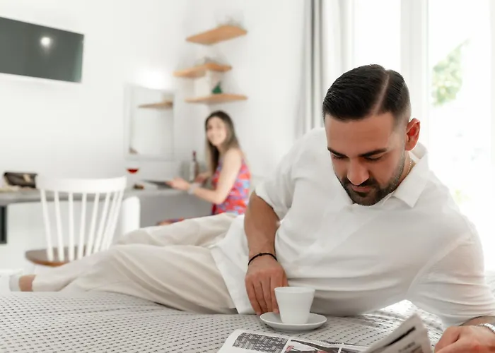 Birbas Lägenhetshotell Agia Anna (Naxos)