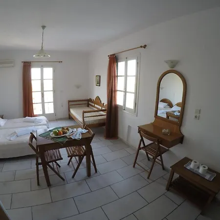 Aparthotel Birbas Agia Anna (Naxos)